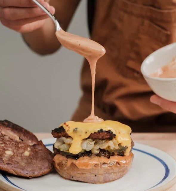 5 MustHave Sauces to make the True Born Beefburger Gourmet the star of a dinner party full of